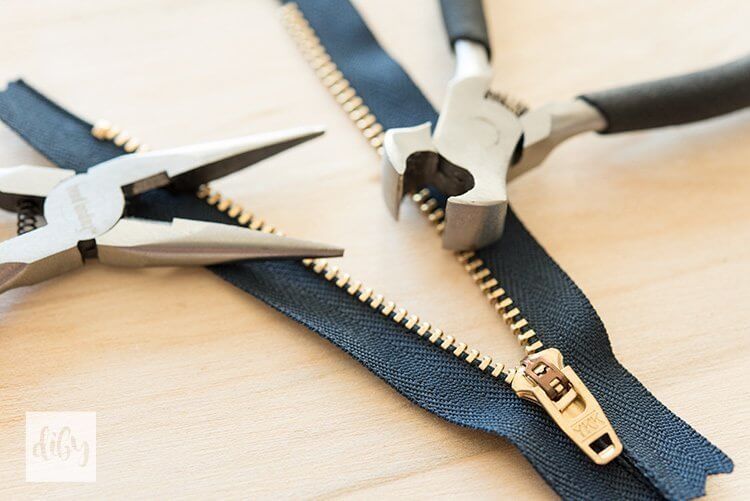 Pliers for shortening